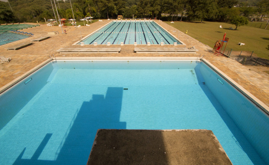 15052014piscinacepeuspfotomarcossantos034
